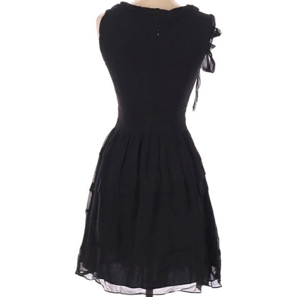 100%silk| Anthropology HaniiY| 40 size 7| casual dress| ruffles - Picture 3 of 14